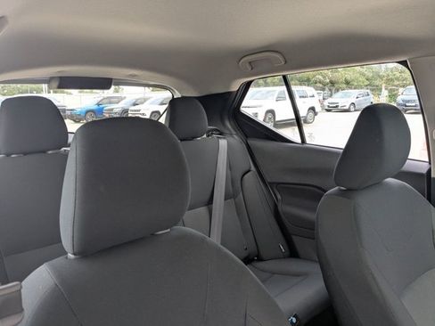 Used 2025 Nissan Kicks Play S FWD image 18