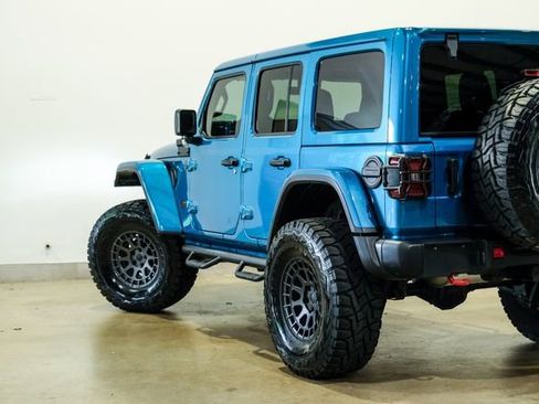 Used 2020 Jeep Wrangler Unlimited Rubicon AWD/4WD image 40