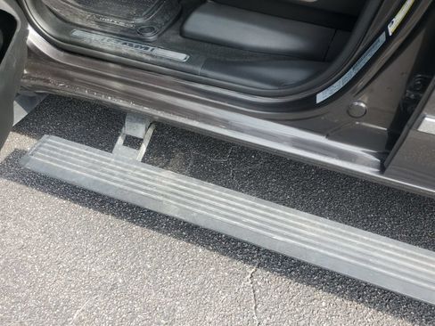 Used 2020 RAM 1500 Limited w/ Advanced Safety Group AWD/4WD image 15