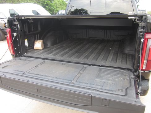 Used 2024 Ford F150 Raptor AWD/4WD image 9