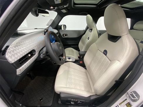 New 2026 MINI Cooper 4-Door Hardtop image 17