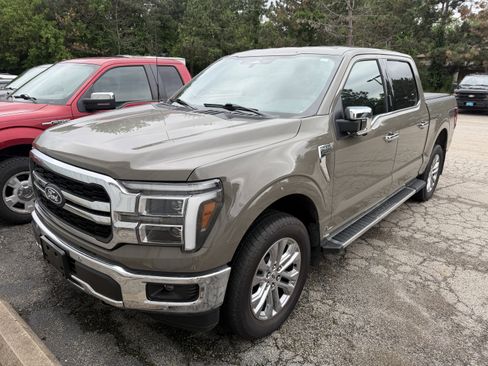 Used 2025 Ford F150 Lariat w/ Equipment Group 501A Mid AWD/4WD image 14