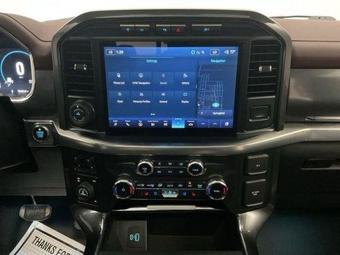 Used 2022 Ford F150 Lariat AWD/4WD image 17