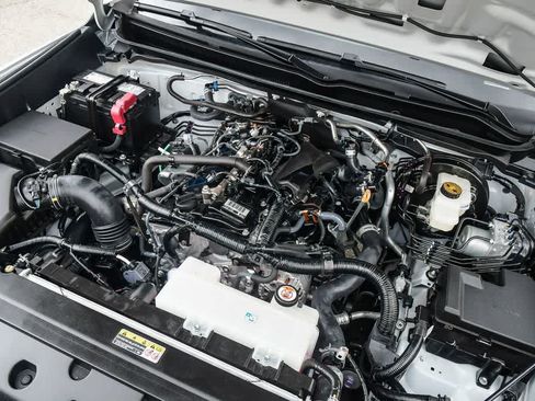 Used 2025 Toyota Tacoma SR RWD image 28