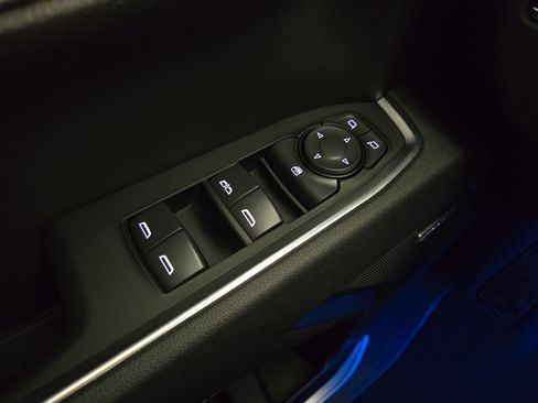 Certified 2026 Chevrolet Silverado 1500 RST AWD/4WD image 26