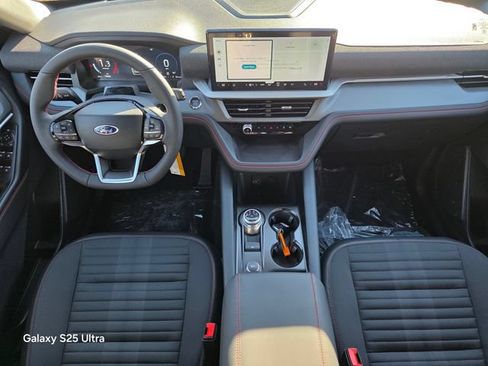 New 2026 Ford Explorer ST-Line w/ ST-Line Street Pack RWD image 14