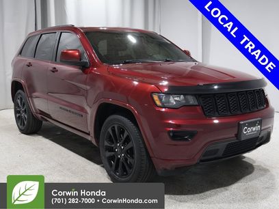 Used 2017 Jeep Grand Cherokee Altitude