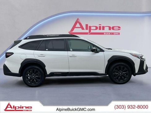 Used 2025 Subaru Outback Onyx Edition AWD/4WD image 6