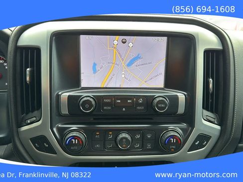 Used 2015 GMC Sierra 1500 SLE w/ SLE Value Package AWD/4WD image 11