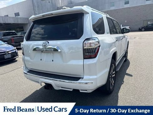 Used 2024 Toyota 4Runner Limited AWD/4WD image 9