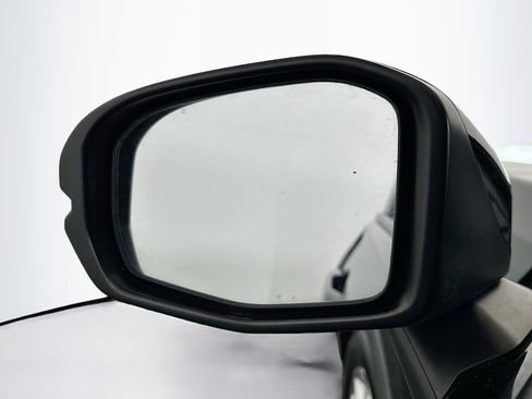 Used 2023 Honda HR-V LX image 16