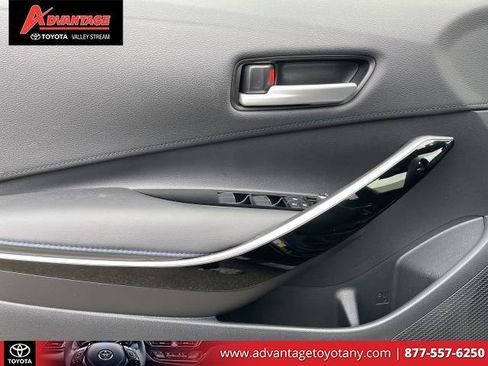 Certified 2020 Toyota Corolla XSE image 17