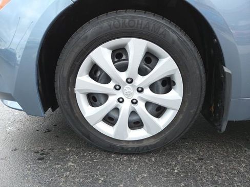 Used 2023 Toyota Corolla LE image 24