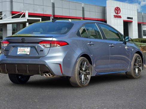 Used 2026 Toyota Corolla SE w/ SE Package FWD image 4