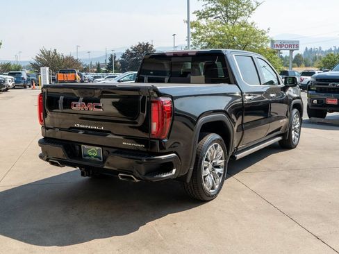 Certified 2023 GMC Sierra 1500 Denali w/ Denali Reserve Package AWD/4WD image 7