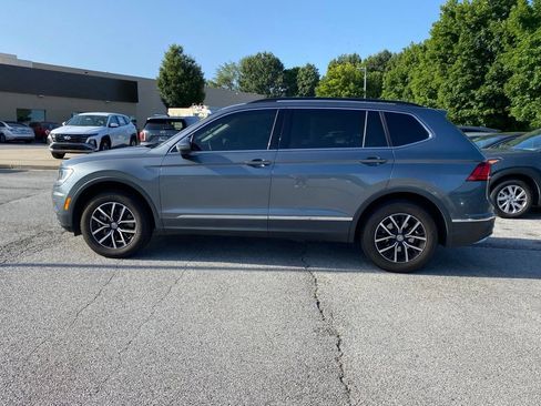 Used 2021 Volkswagen Tiguan SE FWD image 4