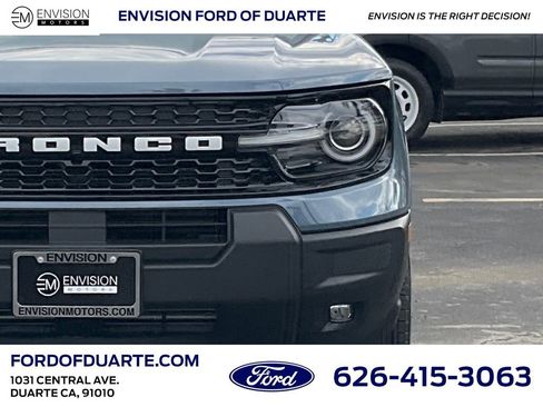New 2025 Ford Bronco Sport Outer Banks image 4