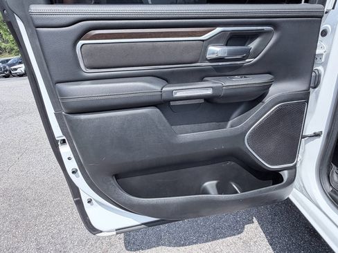 Used 2021 RAM 1500 Laramie AWD/4WD image 32