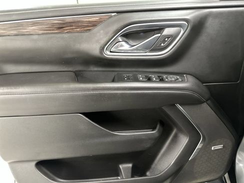 Used 2021 Chevrolet Tahoe Z71 w/ Z71 Signature Package AWD/4WD image 11