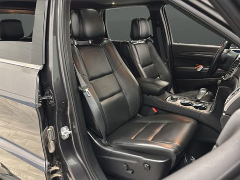 Used 2021 Jeep Grand Cherokee Limited w/ Premium Lighting Group AWD/4WD image 25