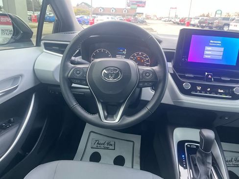 Certified 2024 Toyota Corolla SE image 15
