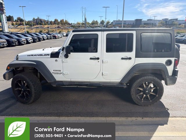 Used 2013 Jeep Wrangler Unlimited Sport AWD/4WD image 4