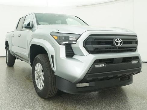New 2026 Toyota Tacoma SR5 image 8