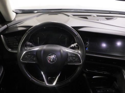 Used 2022 Buick Envision Preferred image 9