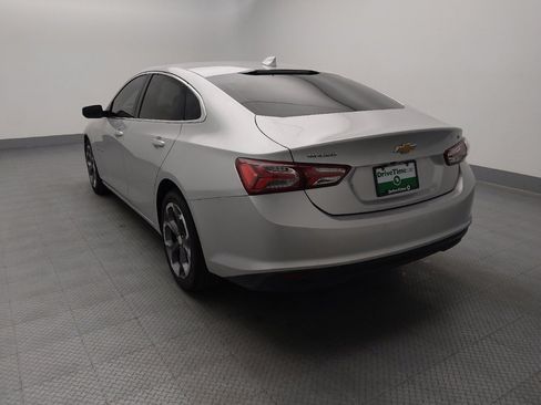 Used 2022 Chevrolet Malibu LT FWD image 6