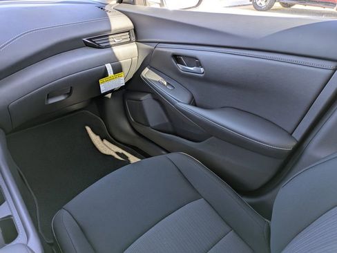 New 2025 Nissan Sentra SV w/ All-Weather Package image 16