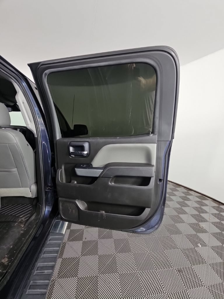 Used 2018 Chevrolet Silverado 1500 LTZ Z71 w/ Centennial Edition AWD/4WD image 16