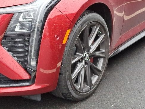 Used 2026 Cadillac CT5 V w/ Technology Package image 6