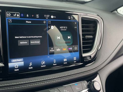 New 2026 Chrysler Pacifica Select image 33