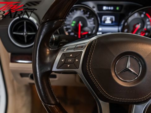 Used 2015 Mercedes-Benz SL 550 image 39