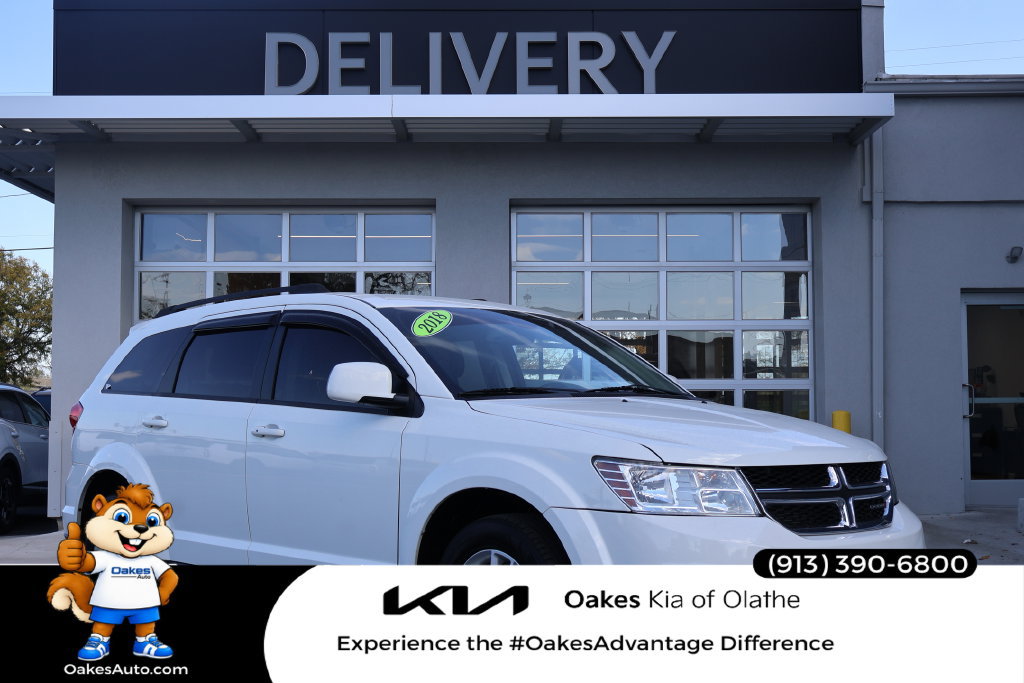 Used 2018 Dodge Journey SXT FWD image 1