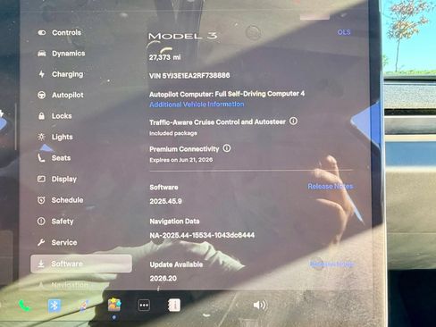 Used 2024 Tesla Model 3 Standard Range RWD image 39