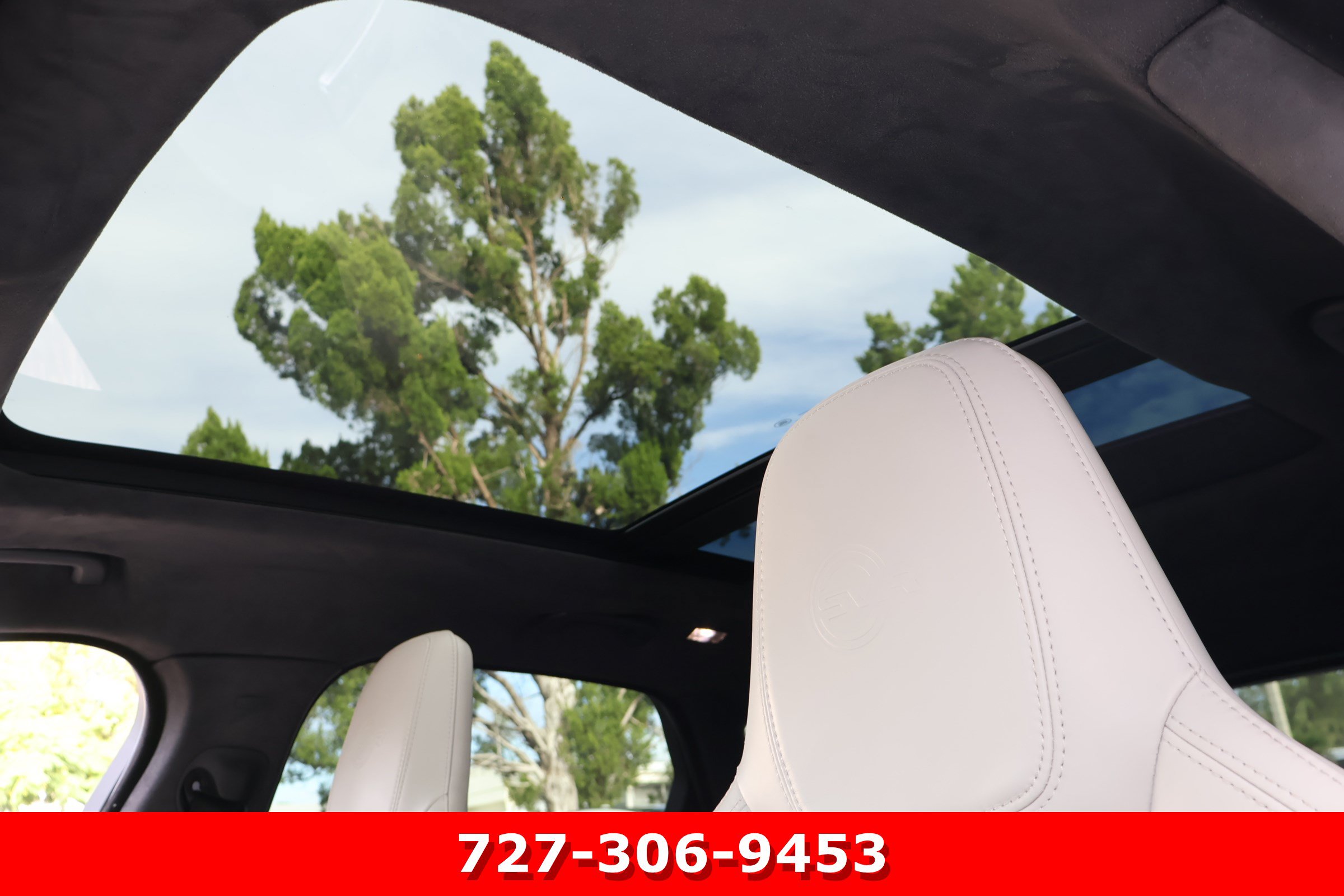 Used 2021 Jaguar F-PACE SVR AWD/4WD image 5