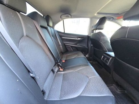 Used 2022 Toyota Camry XLE w/ Navigation Upgrade Package image 11