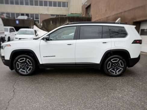 New 2026 Jeep Cherokee Laredo AWD/4WD image 16