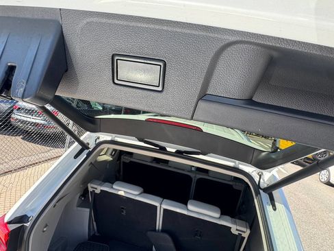 Used 2018 Volkswagen Atlas SE image 27