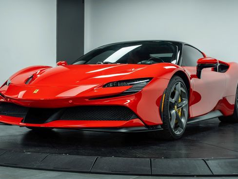 Used 2021 Ferrari SF90 Stradale image 47