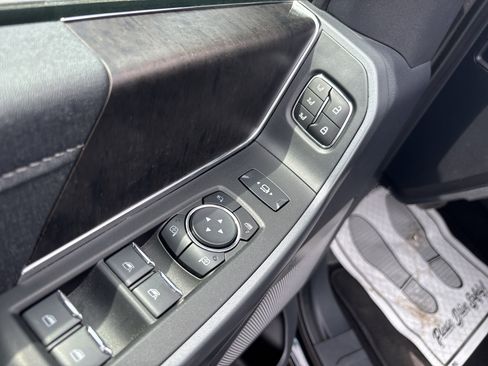 Used 2024 Ford F350 Lariat w/ Camper Package image 17