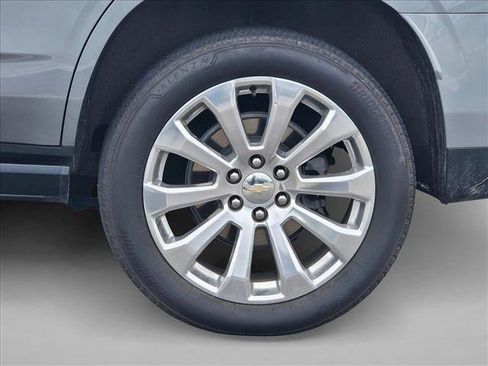 Used 2023 Chevrolet Tahoe Premier image 4