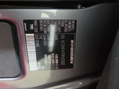 Used 2024 Mercedes-Benz Sprinter 2500 image 14