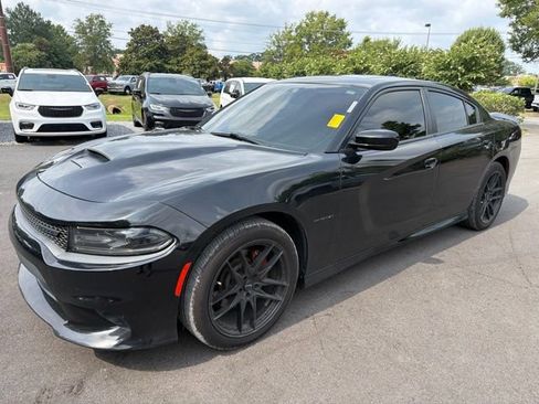 Used 2020 Dodge Charger R/T w/ Plus Group RWD image 7