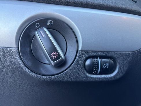 Used 2014 Volkswagen Jetta SE image 16