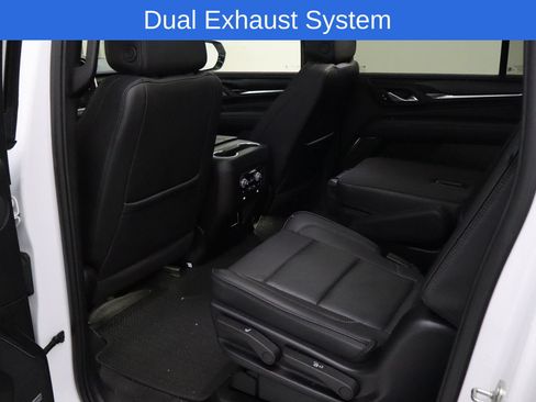 Used 2024 GMC Yukon XL Denali AWD/4WD image 22