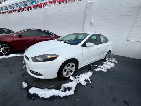 Used 2015 Dodge Dart SXT image 2