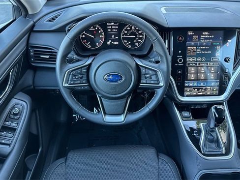 Used 2025 Subaru Outback Premium w/ Popular Package #1A image 16