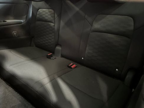 Used 2024 Nissan Pathfinder SV FWD image 17